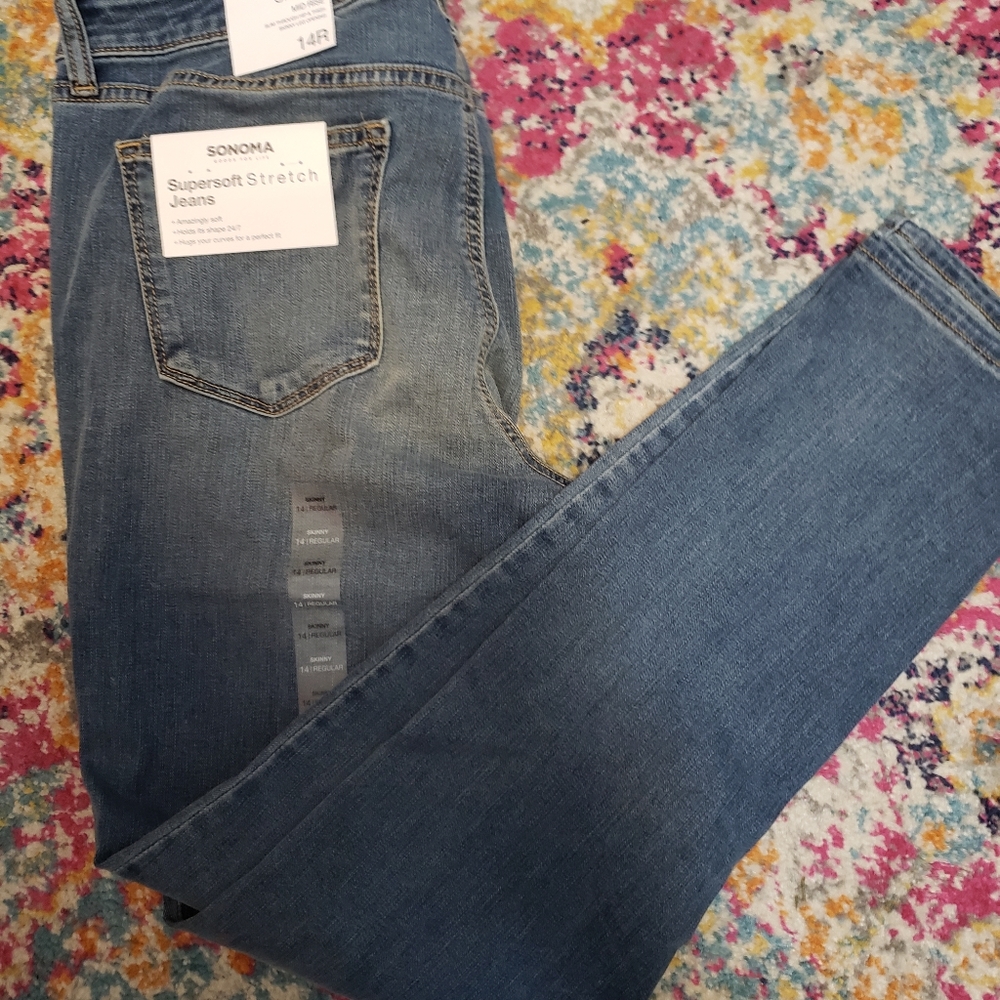 Sonoma Mid Rise Skinny Jeans